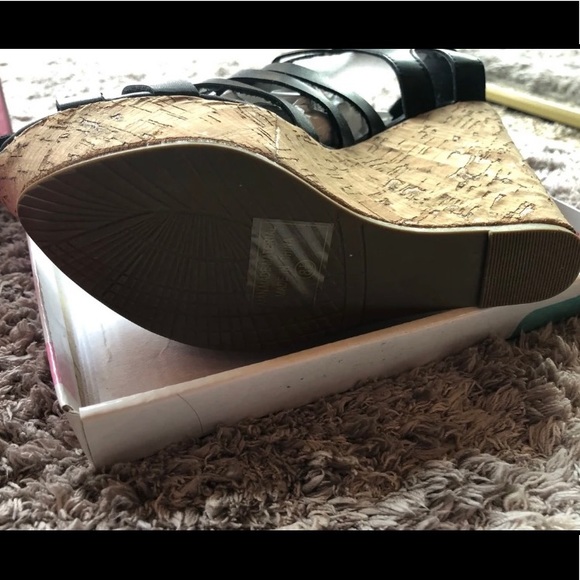 Wedges - Picture 4 of 4